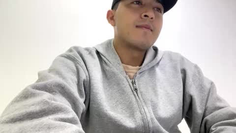 alanj998 online show from January 19, 1:53 am