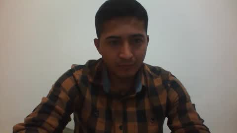 alanj998 online show from March 2, 2:36 am