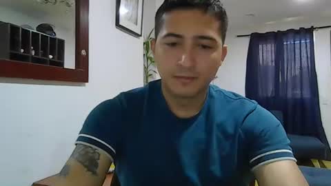 alanj998 online show from June 26, 3:38 pm