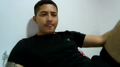 alanj998 online show from July 18, 5:22 am