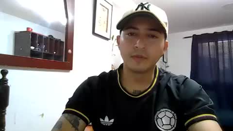 alanj998 online show from July 26, 9:43 pm