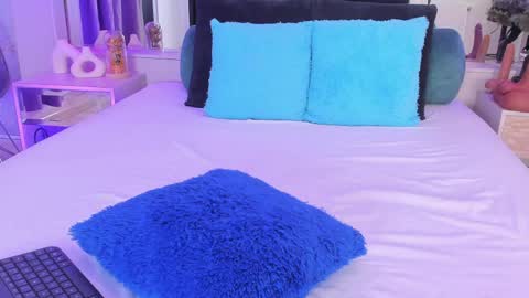 Alanna  online show from May 29, 3:04 am
