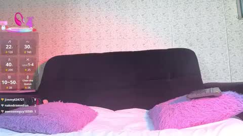 alanna_jones23_aws online show from January 7, 5:15 pm