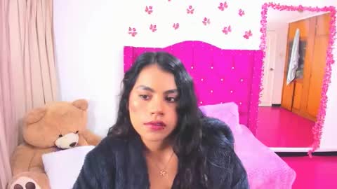 alanna_rose11 online show from February 27, 1:16 am