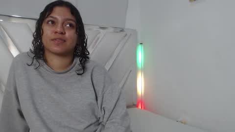 Snapshot of alannaharper chatting on March 24, 12:43 pm ALANA online show from March 24, 12:43 pm