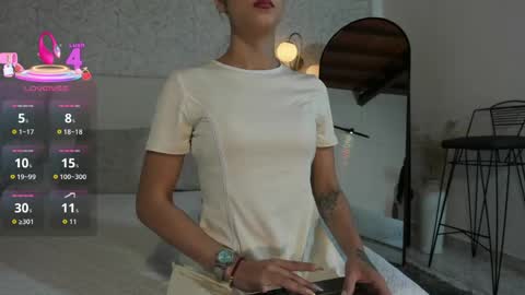 alannarouge online show from May 24, 11:59 am