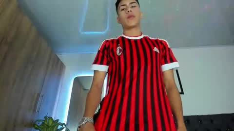 alannaughty_ online show from November 29, 12:24 am