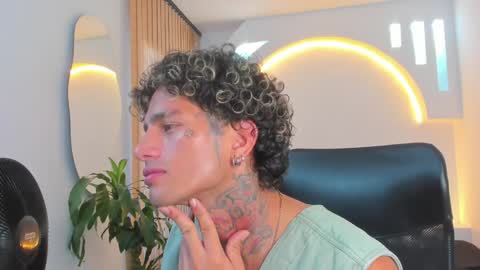 alan online show from January 22, 12:49 pm