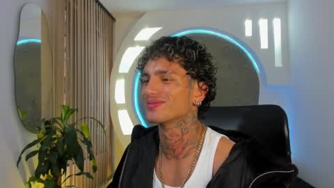 alan online show from February 5, 12:49 pm