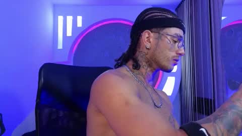 alan online show from October 12, 10:03 am