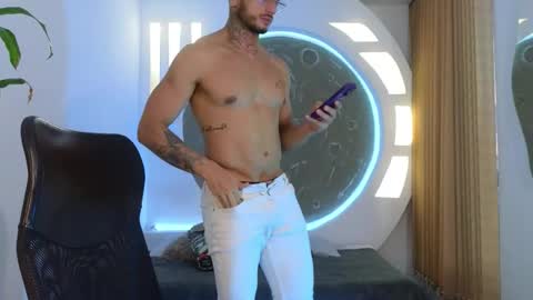 alan online show from January 16, 11:47 am