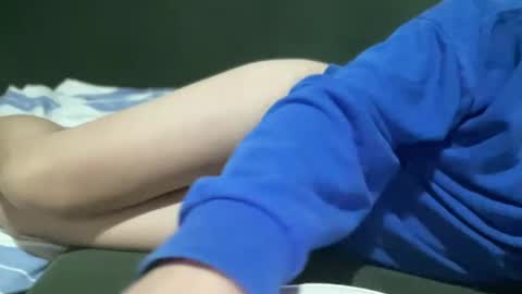 alarasissy online show from December 27, 1:32 am