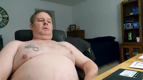 Snapshot of alaricdraken chatting on February 2, 3:05 am Alaric Draken online show from February 2, 3:05 am