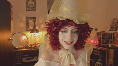 Snapshot of alaskagrace chatting on February 6, 5:35 am Alaska Grace online show from February 6, 5:35 am