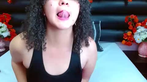 AlaSmith  online show from January 11, 2:09 am