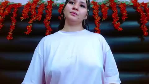 AlaSmith  online show from January 26, 11:28 am