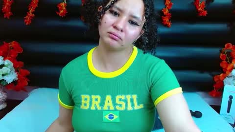 AlaSmith  online show from February 4, 4:59 am