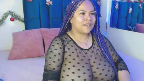 Snapshot of alba_sex10 chatting on January 8, 10:37 am alba online show from January 8, 10:37 am