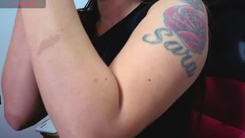 Snapshot of alba_toro535670 chatting on July 12, 6:21 pm alba_toro535670 online show from July 12, 6:21 pm