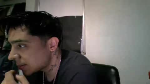 alber753713 online show from August 2, 1:15 am
