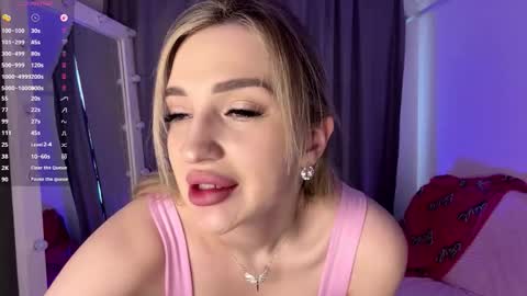 Snapshot of albertinadez chatting on March 19, 2:48 am Viktoria online show from March 19, 2:48 am