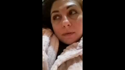 Snapshot of albina6543 chatting on February 5, 2:38 am albina online show from February 5, 2:38 am