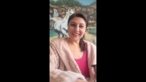 Snapshot of albina6543 chatting on February 20, 9:10 am albina online show from February 20, 9:10 am