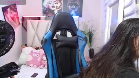 Snapshot of ale_noah_xxx chatting on December 4, 4:32 am ale_noah_xxx online show from December 4, 4:32 am