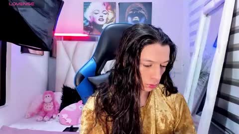 Snapshot of ale_noah_xxx chatting on December 29, 4:16 am ale_noah_xxx online show from December 29, 4:16 am