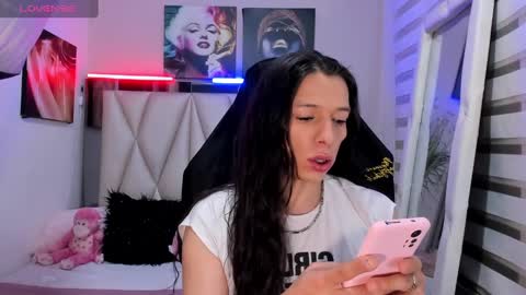 Snapshot of ale_noah_xxx chatting on December 31, 11:17 pm ale_noah_xxx online show from December 31, 11:17 pm