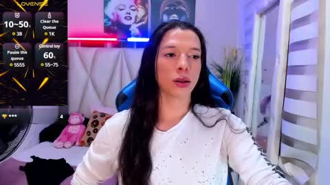 Snapshot of ale_noah_xxx chatting on February 12, 5:15 am ale_noah_xxx online show from February 12, 5:15 am