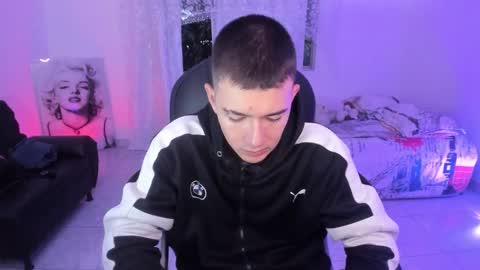 Aleck Boy online show from January 14, 11:27 am