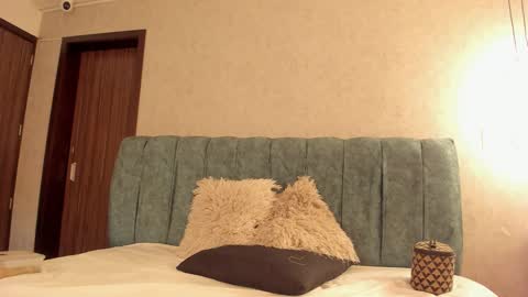 Aleera online show from February 14, 8:16 pm