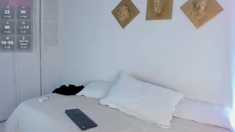 aleexiiaa online show from October 6, 12:24 pm