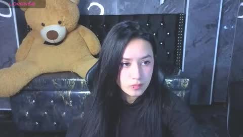 aleja online show from December 21, 8:05 pm