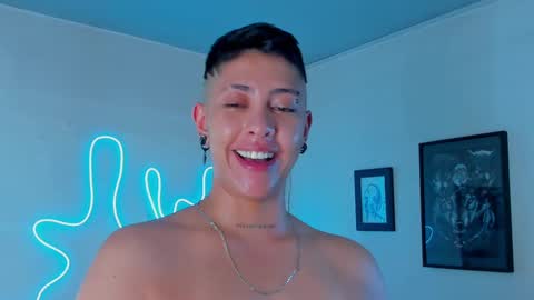 Alejandra online show from September 17, 6:59 am