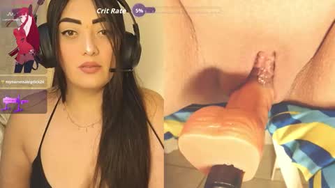 Snapshot of aleja20_ chatting on October 15, 4:45 am joha online show from October 15, 4:45 am