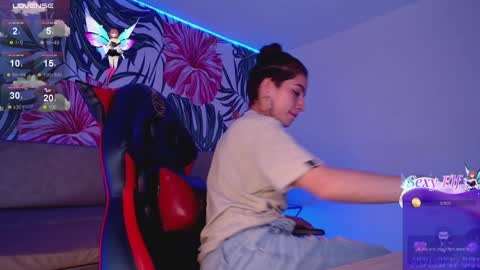 Snapshot of alejabeltran chatting on December 4, 2:04 pm Aleja online show from December 4, 2:04 pm