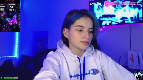 Snapshot of alejabeltran chatting on February 24, 9:31 pm Aleja online show from February 24, 9:31 pm