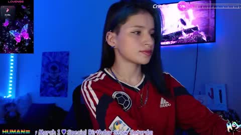 Snapshot of alejabeltran chatting on February 27, 3:37 pm Aleja online show from February 27, 3:37 pm