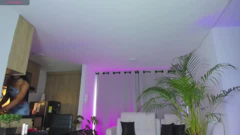 A L E J A N D R A online show from November 9, 11:08 am