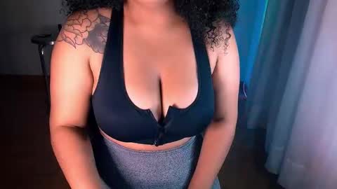 Alejandra  online show from December 14, 12:11 am