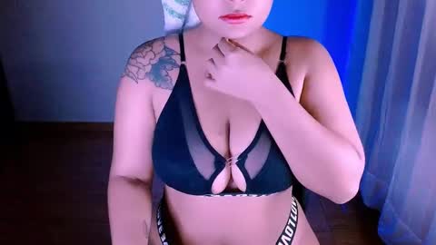 Alejandra  online show from February 24, 1:35 am
