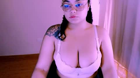 Alejandra  online show from October 30, 4:19 pm