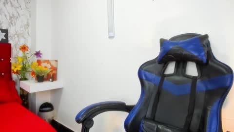 Snapshot of alejandra_james chatting on May 23, 12:09 pm ALEJANDRA JAMES online show from May 23, 12:09 pm