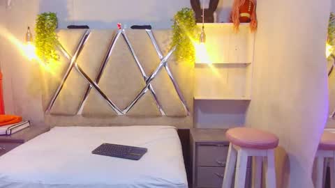 alejandra martins online show from October 30, 2:57 am