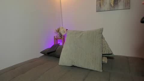 alejandra Independent model online show from December 13, 1:15 am