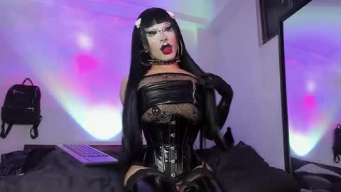 Snapshot of alejandro_warana chatting on October 13, 4:01 am Alejandra Anime Girl online show from October 13, 4:01 am