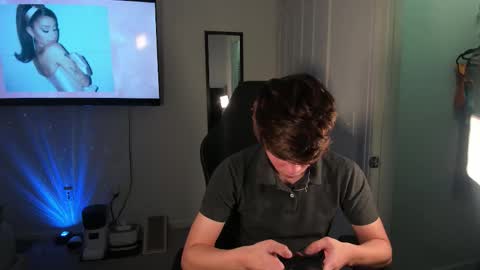 Alex online show from November 20, 8:08 pm