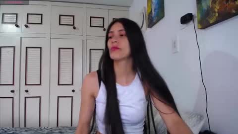 alejaxxxhot online show from November 24, 9:14 pm